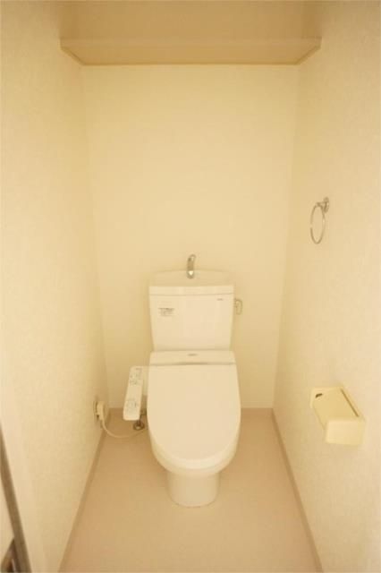 ��ʌ������s���h�Q���ڂ̃A�p�[�g�̃g�C��