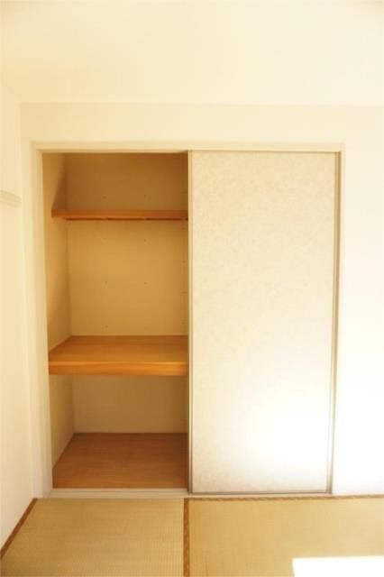 ��ʌ������s���h�Q���ڂ̃A�p�[�g�̎��[