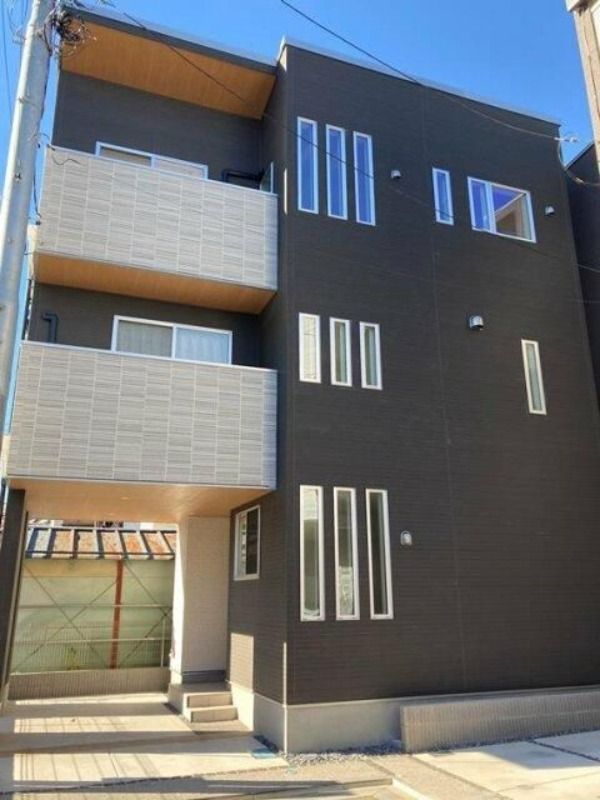 ��ʌ�����s�씵���J�T���ڂ̈�ˌ��Ă̌����O��