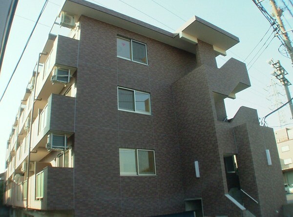 ��ʌ������s�k�J�P���ڂ̃}���V�����̌����O��