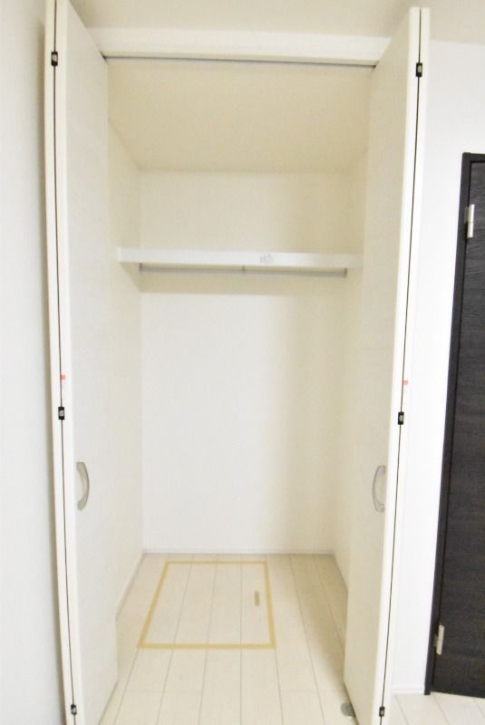 ��ʌ�����s�˒˓�Q���ڂ̃A�p�[�g�̎��[