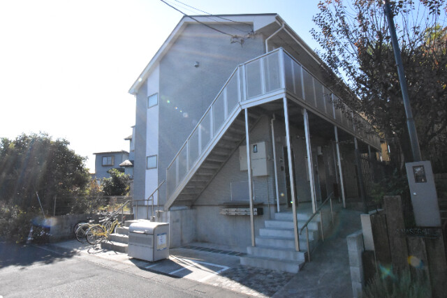 ��ʌ�����s�˒˓�Q���ڂ̃A�p�[�g�̃G���g�����X