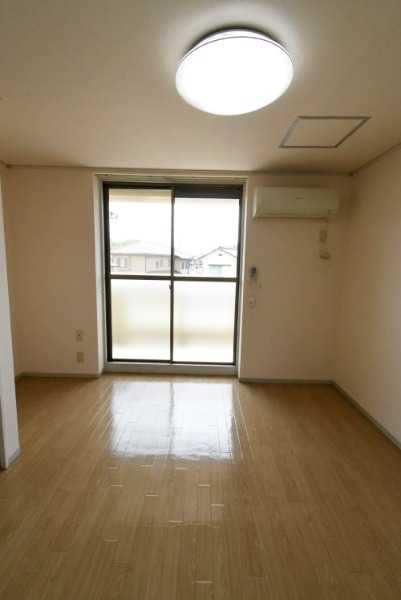 ��ʌ��������܎s����O���U���ڂ̃}���V�����̋��ԁE���r���O