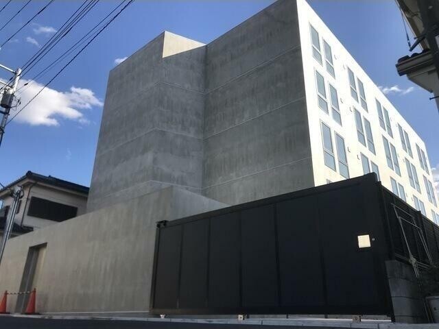 ��ʌ��������܎s��{�擌���P����88-1�̃}���V�����̌����O��