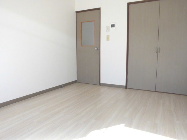 ��ʌ��������܎s����厚����{���̃A�p�[�g�̋��ԁE���r���O