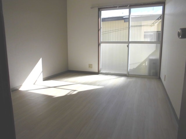 ��ʌ��������܎s����厚����{���̃A�p�[�g�̂��̑������E�X�y�[�X