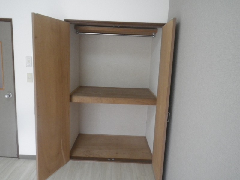 ��ʌ��������܎s����厚����{���̃A�p�[�g�̎��[