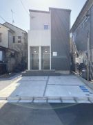 ��ʌ�����s��؂Q���ڂ̃A�p�[�g�̌����O��