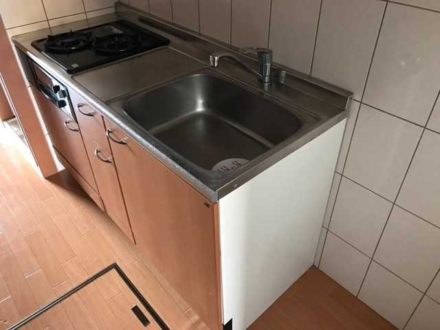 ��ʌ������s��ʖ�̃A�p�[�g�̃L�b�`��