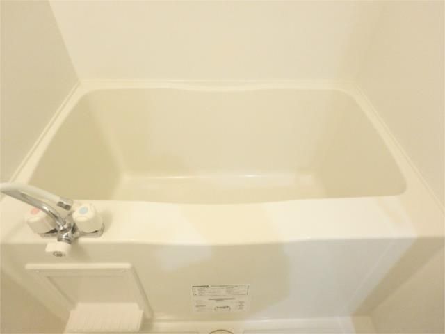 ��ʌ��������܎s�k��ޗǒ��̃}���V�����̃o�X