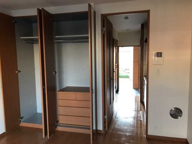 ��ʌ������s��ʖ�̃A�p�[�g�̎��[