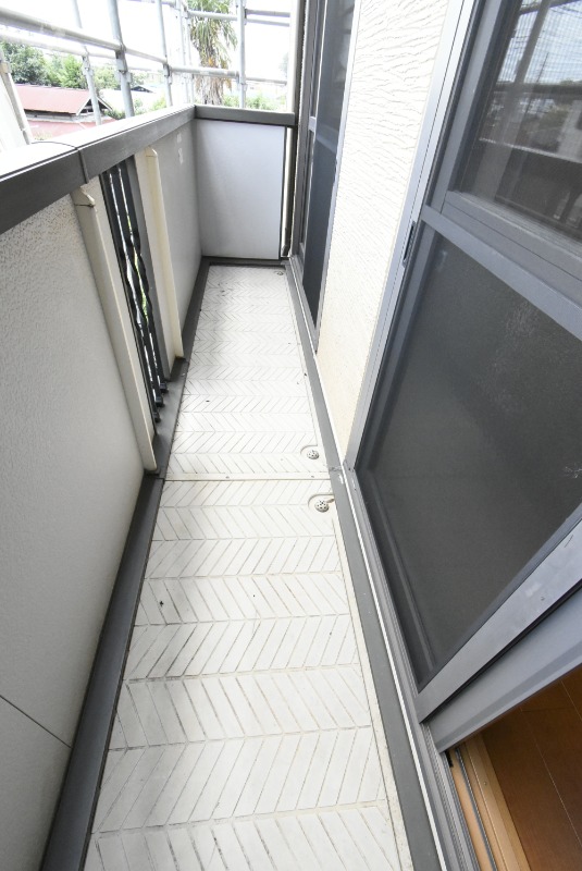 ��ʌ��������܎s�k��ʏ����̃A�p�[�g�̃o���R�j�[