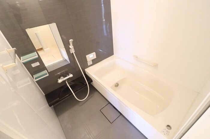 ��ʌ��������܎s�Y�a���؍�S���ڂ̃A�p�[�g�̃o�X