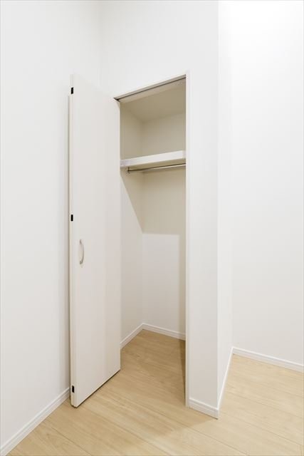 ��ʌ�����s������P���ڂ̃A�p�[�g�̎��[