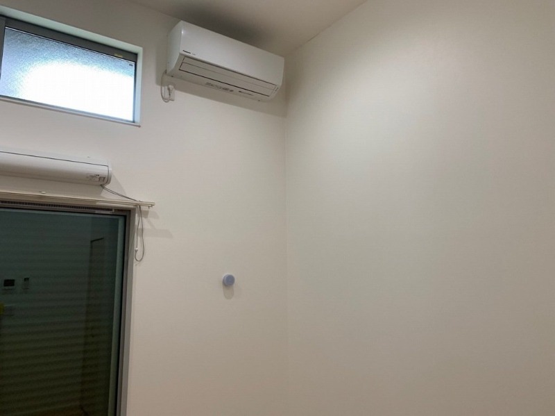 ��ʌ�����s������P���ڂ̃A�p�[�g�̂��̑��ݔ�