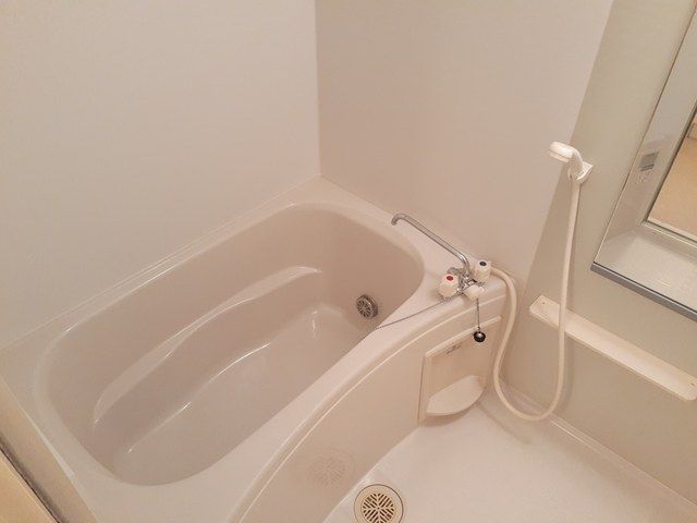 ��ʌ������s�����̃}���V�����̃o�X