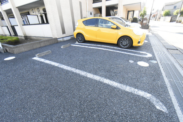 ��ʌ��������܎s��΋撇���P���ڂ̃}���V�����̒��ԏ�