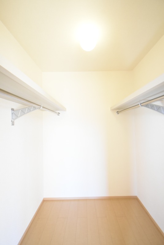 ��ʌ�����s�{���U���ڂ̃A�p�[�g�̎��[