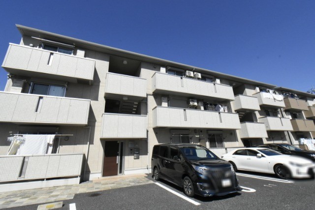 ��ʌ�����s�{���U����1-30�̃A�p�[�g�̌����O��