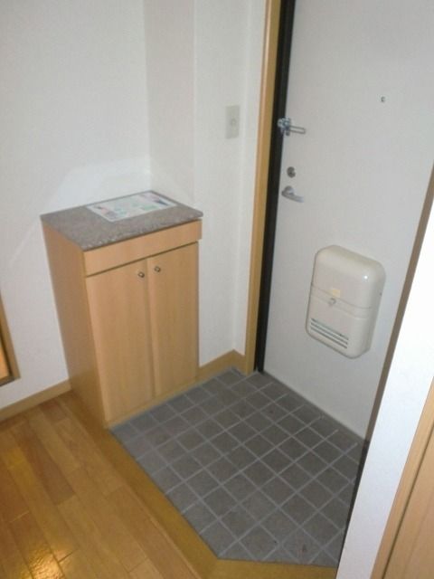 ��ʌ��������܎s�k��{�����R���ڂ̃}���V�����̌���