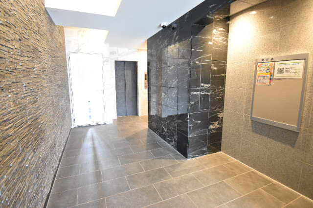 ��ʌ��������܎s�΋�����S���ڂ̃}���V�����̃G���g�����X