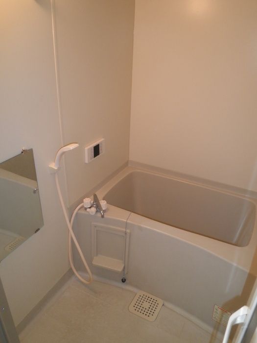 ��ʌ��������܎s�k��ʏ����̃A�p�[�g�̃o�X