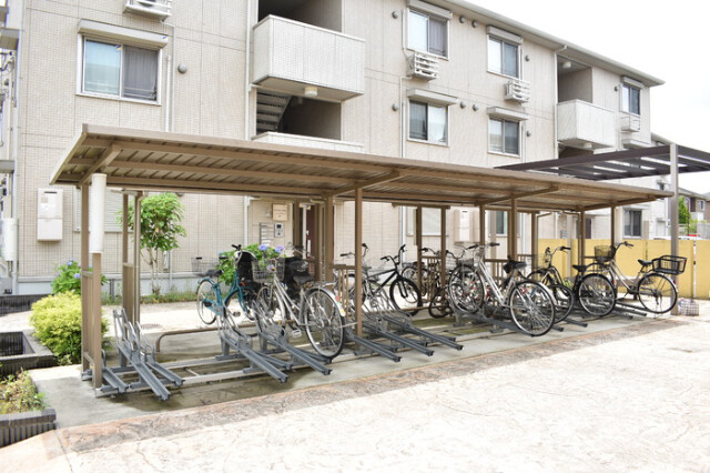 ��ʌ�����s�{���U���ڂ̃A�p�[�g�̂��̑�