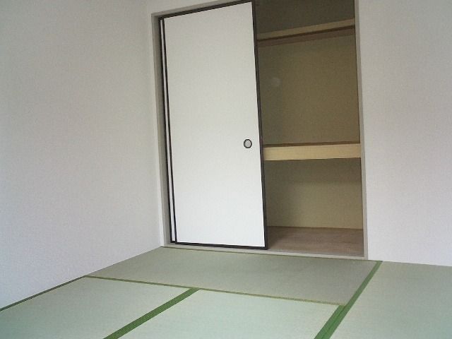 ��ʌ��������܎s�k��ʏ����̃A�p�[�g�̂��̑������E�X�y�[�X