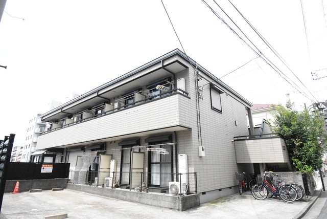 ��ʌ��������܎s��{��{���S����31�̃A�p�[�g�̌����O��