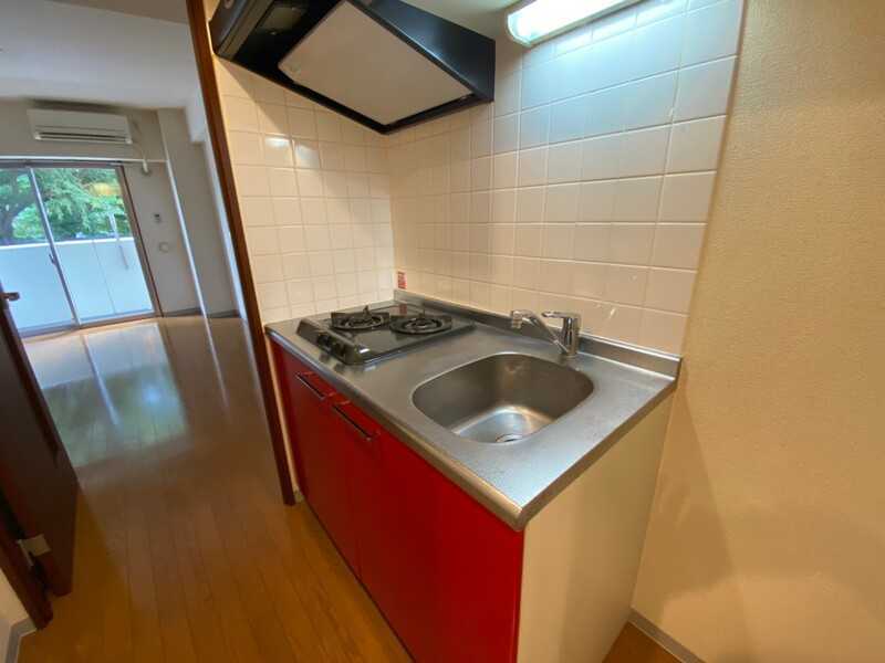 ��ʌ��������܎s�Y�a�擌�ݒ��̃}���V�����̃L�b�`��