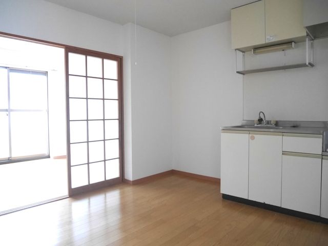 ��ʌ��������܎s�����擌��{�P���ڂ̃}���V�����̋��ԁE���r���O