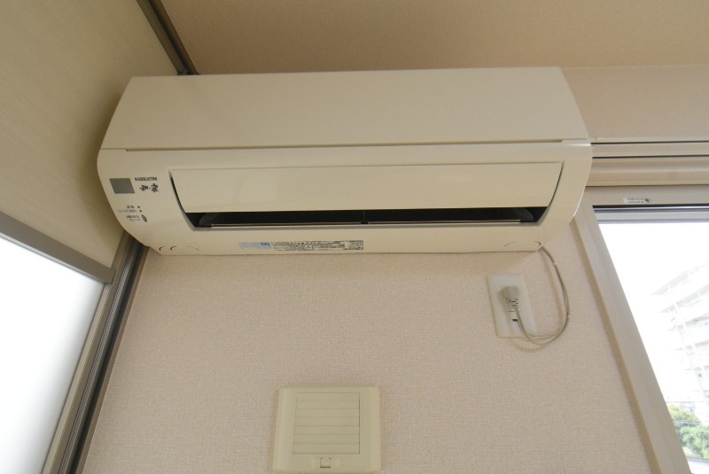 ��ʌ�����s�{���U���ڂ̃A�p�[�g�̂��̑��ݔ�