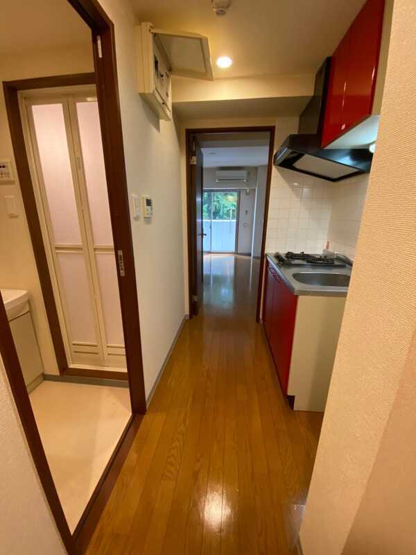 ��ʌ��������܎s�Y�a�擌�ݒ��̃}���V�����̃L�b�`��