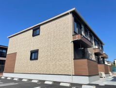 ��ʌ���z�s�厚�I��̃A�p�[�g�̌����O��