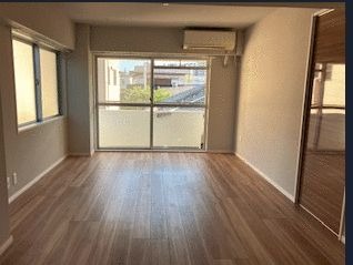 ��ʌ��������܎s�Y�a��{���R���ڂ̃}���V�����̋��ԁE���r���O