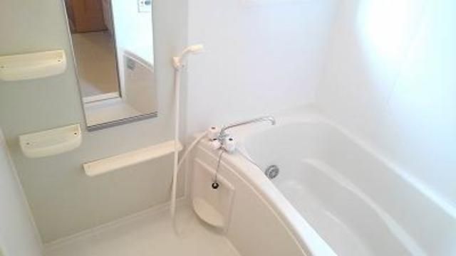 ��ʌ������s���P���ڂ̃A�p�[�g�̃o�X