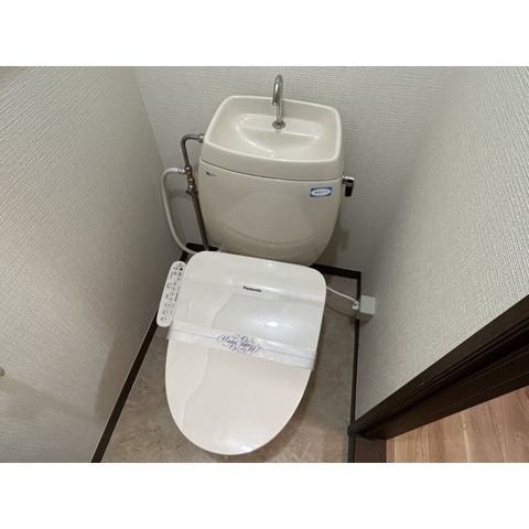 ��ʌ��������܎s������厚����̃A�p�[�g�̃g�C��