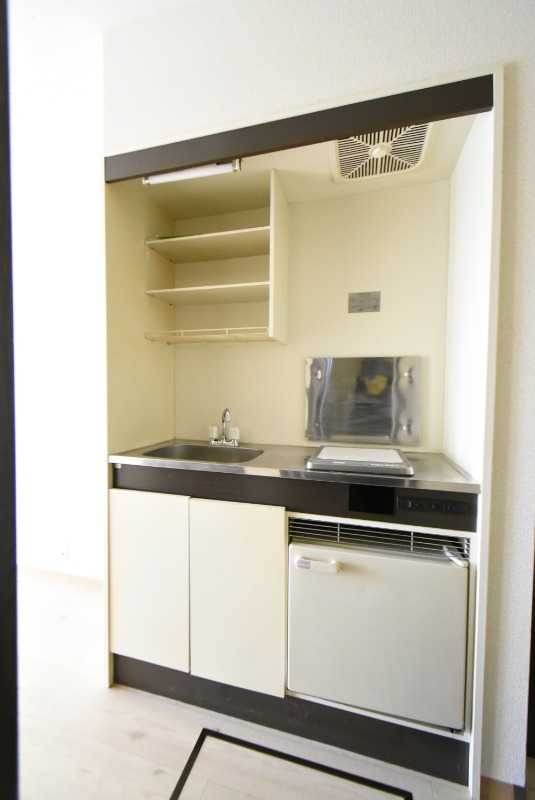 ��ʌ��������܎s�����擌��{�P���ڂ̃A�p�[�g�̃L�b�`��