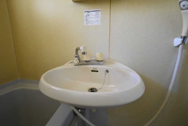 ��ʌ��������܎s�����擌��{�P���ڂ̃A�p�[�g�̐��ʏ�