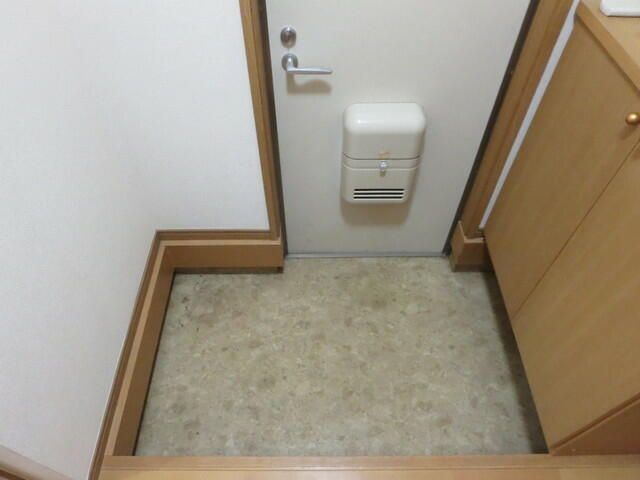 ��ʌ��������܎s��΋���̏o���̃A�p�[�g�̌���