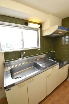 ��ʌ�����s�˒˂P���ڂ̃}���V�����̃L�b�`��