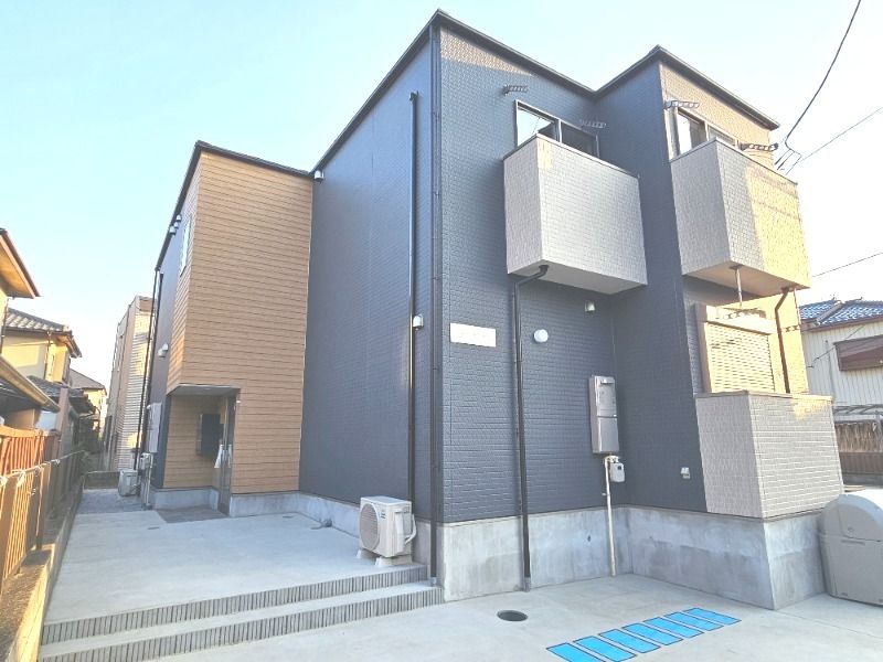 ��ʌ�����s��P���ڂ̃A�p�[�g�̌����O��