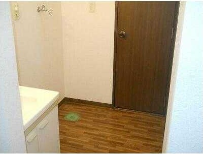 ��ʌ�����s�k����P���ڂ̃A�p�[�g�̂��̑������E�X�y�[�X