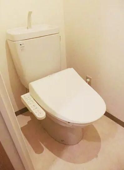 ��ʌ�����s�˒˂Q���ڂ̃}���V�����̃g�C��