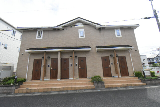 ��ʌ��������܎s�����擌��{�U����34-11�̃A�p�[�g�̌����O��