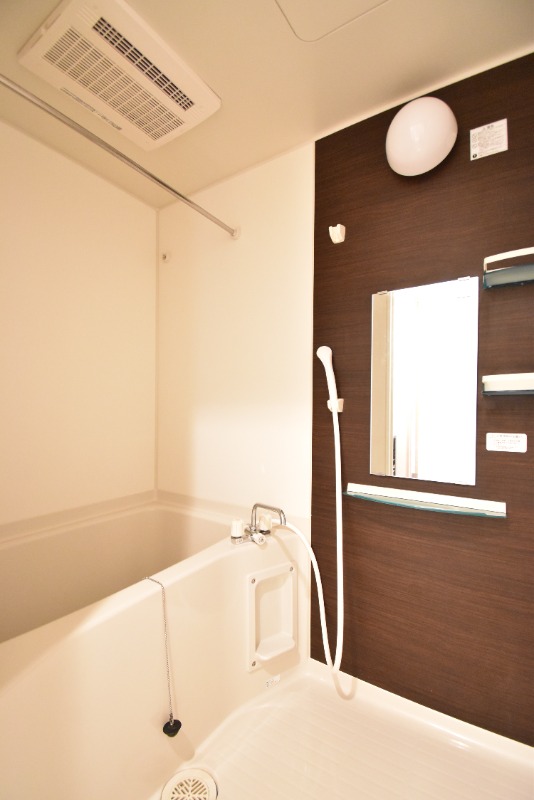 ��ʌ�����s����S���ڂ̃}���V�����̃o�X