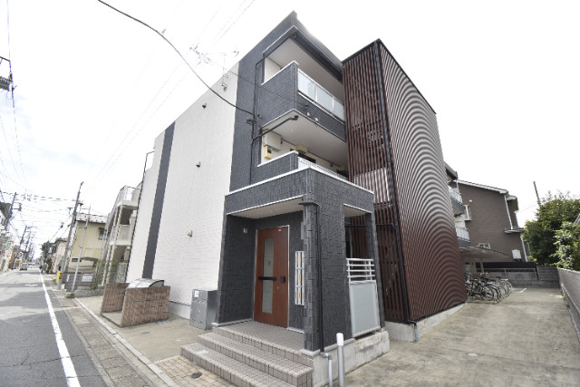 ��ʌ��������܎s�k����i���Q���ڂ̃}���V�����̌����O��