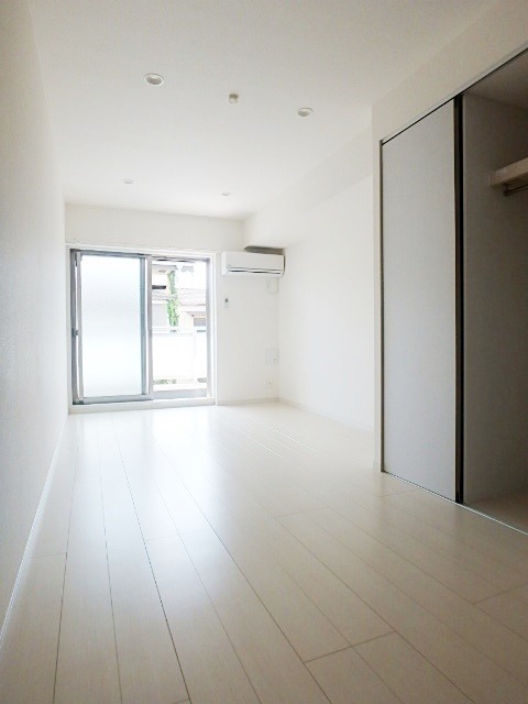 ��ʌ��������܎s�k����i���Q���ڂ̃}���V�����̂��̑������E�X�y�[�X