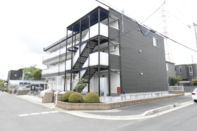 ��ʌ��������܎s�΋�厚���901-5�̃}���V�����̌����O��