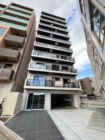 ��ʌ��z�J�s�ԎR�{���̃}���V�����̌����O��